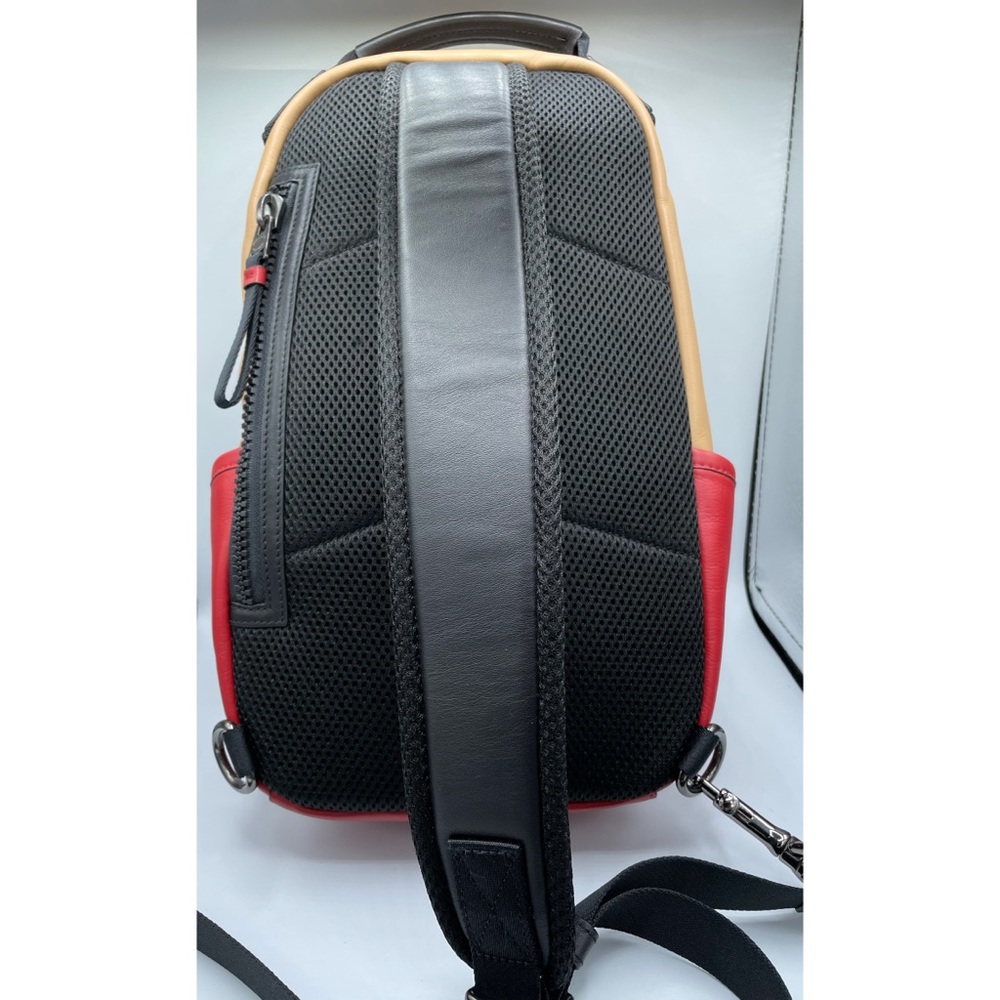 Coach Men One Shoulder Backpack - Picture 2 of 5